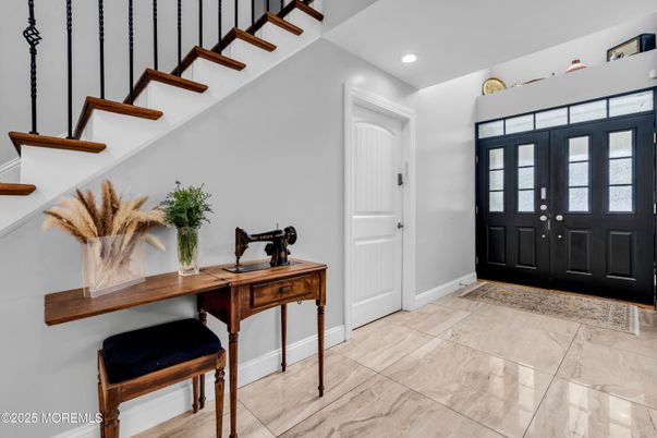 Interior, Marble, Recessed Lighting