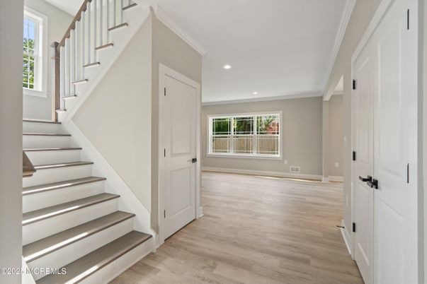 Interior, Recessed Lighting, Wood Texture Flooring