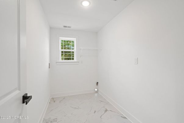 Empty room, Interior, Marble, Recessed Lighting