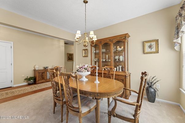 Chandelier, Dining room, Interior