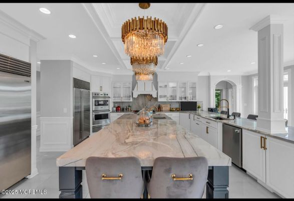 Chandelier, Interior, Kitchen, Recessed Lighting, Stainless Steel Appliances