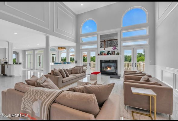 Fireplace, Interior, Living room, Recessed Lighting