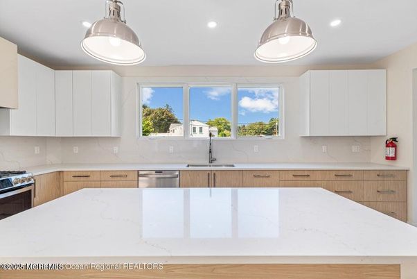 Interior, Kitchen, Pendant Lights, Recessed Lighting, Stainless Steel Appliances