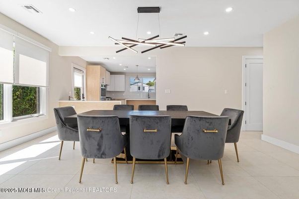 Dining room, Interior, Kitchen, Pendant Lights, Recessed Lighting