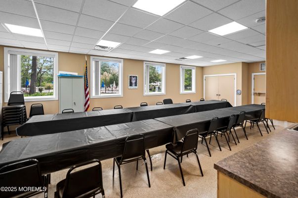 Dining room, Interior, Recessed Lighting