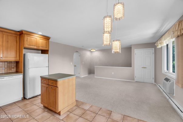 Empty room, Interior, Kitchen, Pendant Lights