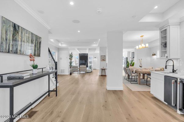 Chandelier, Dining room, Interior, Kitchen, Living room, Recessed Lighting, Wood Texture Flooring