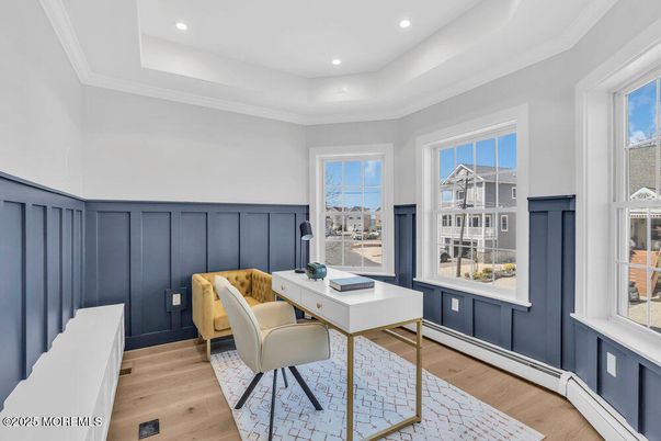 Home Office, Interior, Recessed Lighting, Wood Texture Flooring