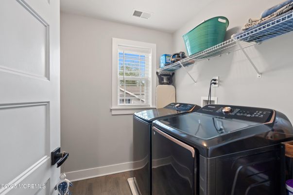 Interior, Washer, Wood Texture Flooring