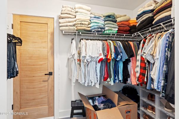 Interior, Walk-in Closets