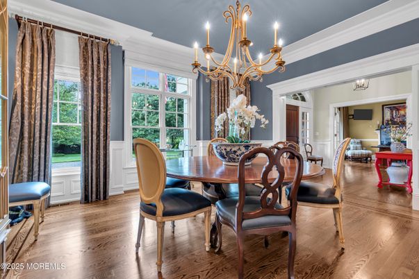 Chandelier, Dining room, Interior, Recessed Lighting, Wood Texture Flooring
