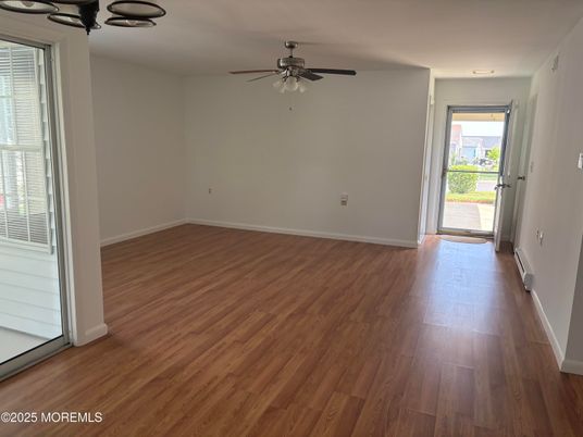 Empty room, Interior, Wood Texture Flooring
