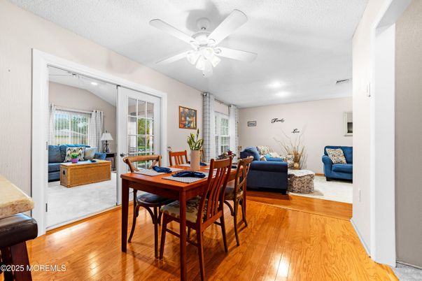 Dining room, Interior, Living room, Recessed Lighting, Wood Texture Flooring