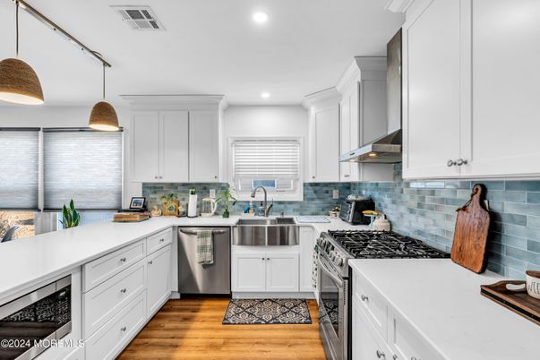 Interior, Kitchen, Pendant Lights, Recessed Lighting, Stainless Steel Appliances, Wood Texture Flooring