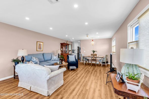 Dining room, Interior, Living room, Pendant Lights, Recessed Lighting, Wood Texture Flooring