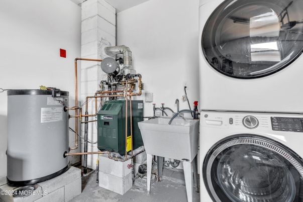 Interior, Utility Closets, Washer