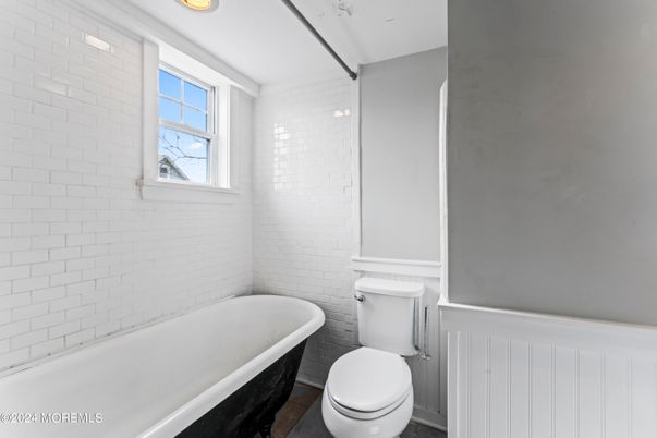 Bathroom, Free Standing Baths, Interior, Recessed Lighting