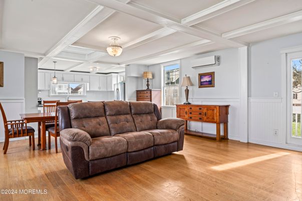 Chandelier, Dining room, Interior, Kitchen, Living room, Pendant Lights, Wood Texture Flooring