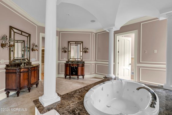Bathroom, Dual Sink Vanities, Free Standing Baths, Interior