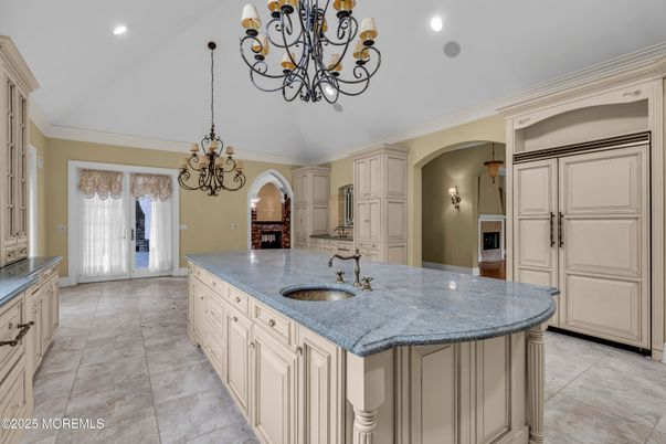Chandelier, Interior, Kitchen, Recessed Lighting