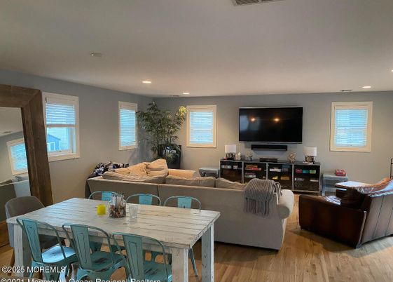 Dining room, Interior, Living room, Recessed Lighting, Wood Texture Flooring