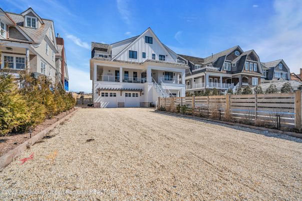 Attached, Backyard, Exterior, Facade, Queen Anne Victorian