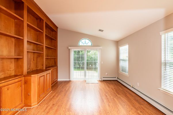Empty room, Interior, Wood Texture Flooring