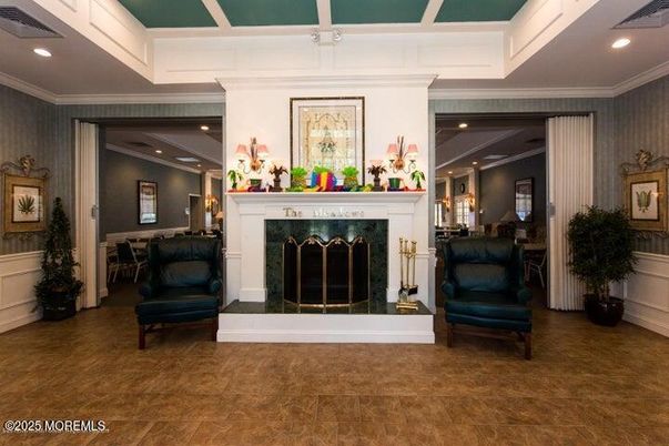 Fireplace, Interior, Recessed Lighting