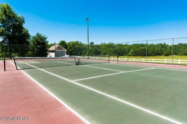 Exterior, Tennis Courts