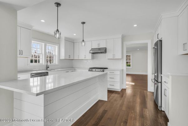 Interior, Kitchen, Pendant Lights, Recessed Lighting, Wood Texture Flooring