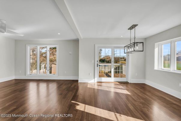 Empty room, Interior, Pendant Lights, Recessed Lighting, Wood Texture Flooring