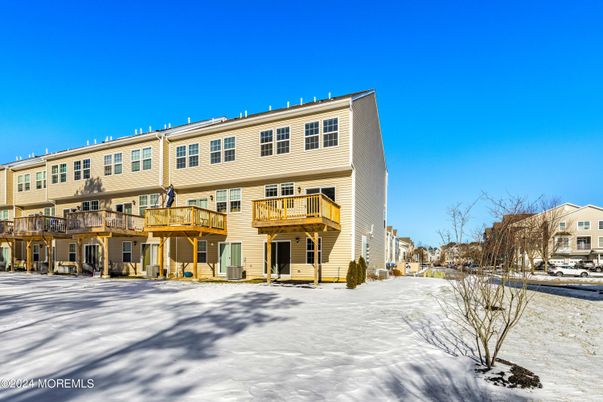 Backyard, Exterior, Facade, Rowhouse