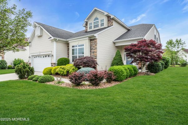 Attached, Exterior, Facade, Brick Facade, Farmhouse