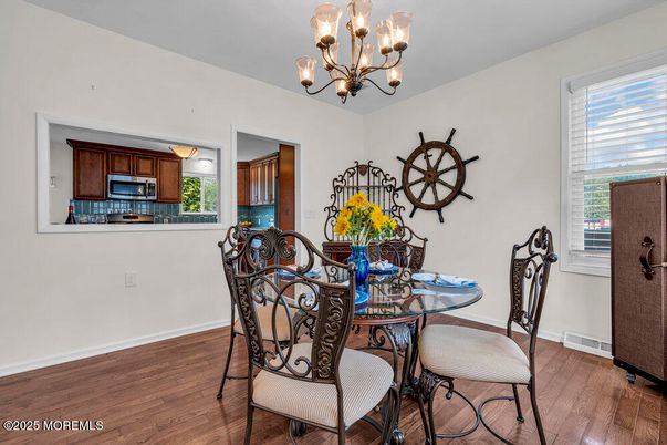 Chandelier, Dining room, Interior, Kitchen, Wood Texture Flooring