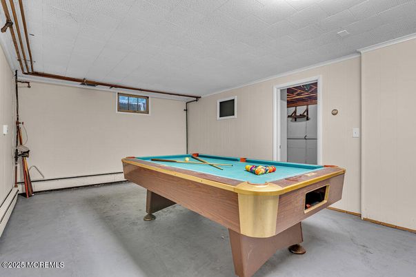 Billiard Table, Game Room, Interior