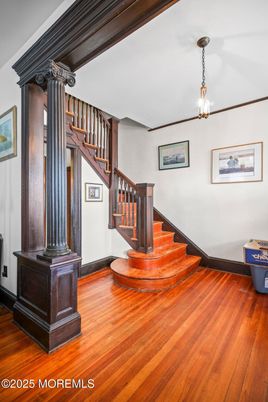 Interior, Pendant Lights, Wood Texture Flooring