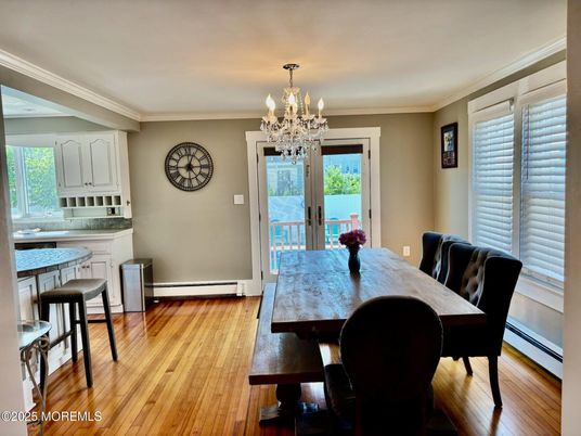 Chandelier, Dining room, Interior, Kitchen, Wood Texture Flooring