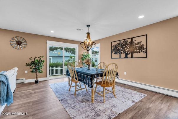 Chandelier, Dining room, Interior, Recessed Lighting, Wood Texture Flooring