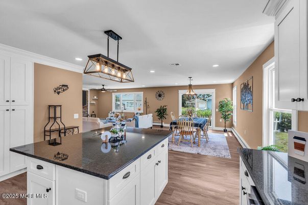 Dining room, Interior, Kitchen, Pendant Lights, Recessed Lighting, Wood Texture Flooring