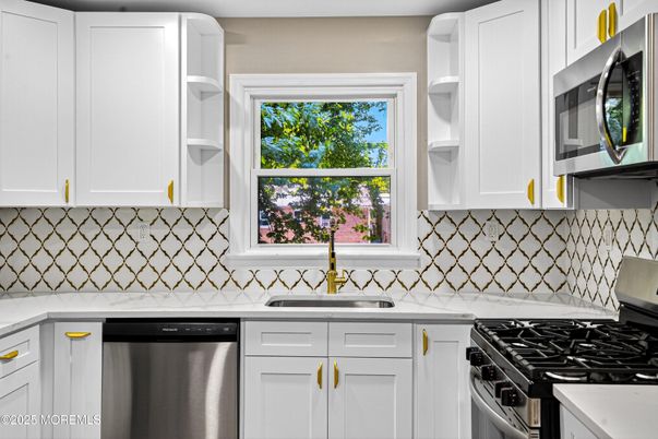Interior, Kitchen, Stainless Steel Appliances
