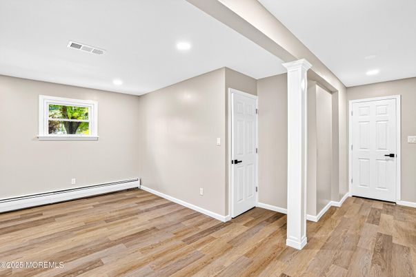 Empty room, Interior, Recessed Lighting, Wood Texture Flooring