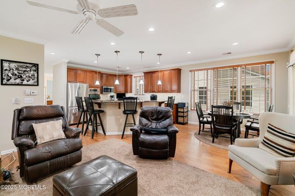 Dining room, Interior, Kitchen, Pendant Lights, Recessed Lighting, Wood Texture Flooring