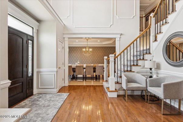 Chandelier, Dining room, Interior, Recessed Lighting, Wood Texture Flooring