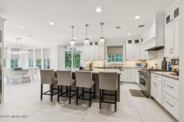 Dining room, Interior, Kitchen, Pendant Lights, Recessed Lighting, Stainless Steel Appliances