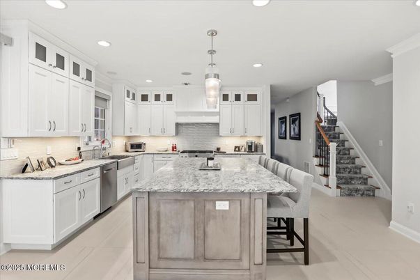 Interior, Kitchen, Pendant Lights, Recessed Lighting, Stainless Steel Appliances
