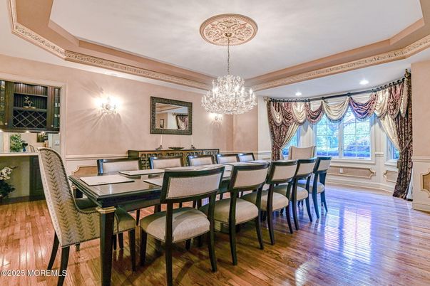 Chandelier, Dining room, Interior, Recessed Lighting, Wood Texture Flooring