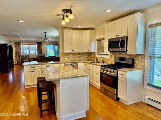 Interior, Kitchen, Pendant Lights, Recessed Lighting, Wood Texture Flooring