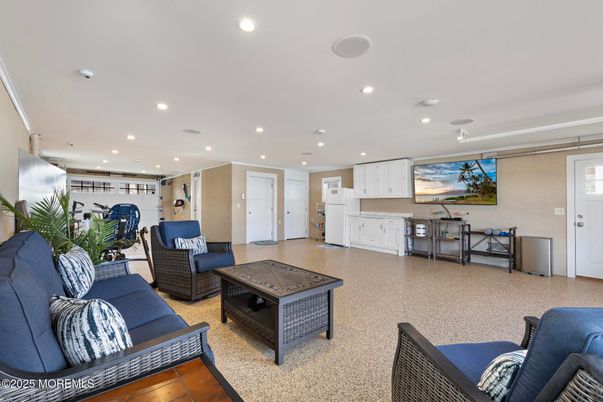 Interior, Kitchen, Living room, Recessed Lighting