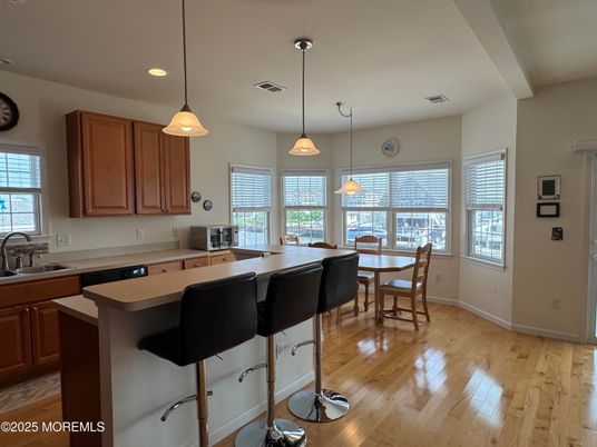 Dining room, Interior, Kitchen, Pendant Lights, Recessed Lighting, Wood Texture Flooring