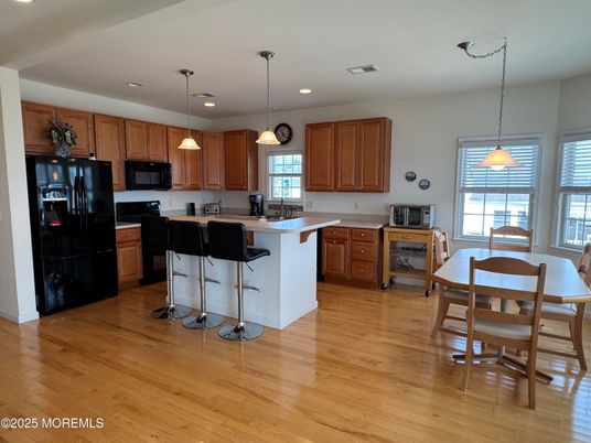 Dining room, Interior, Kitchen, Pendant Lights, Recessed Lighting, Wood Texture Flooring